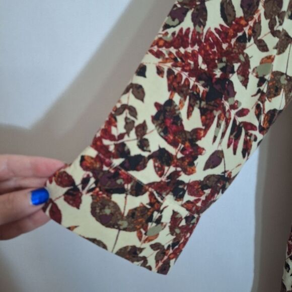 J. Jill Womens Tunic Blouse Autumn Fall Leaves 3/4 Sleeve Loose Officecore Large - Picture 4 of 9